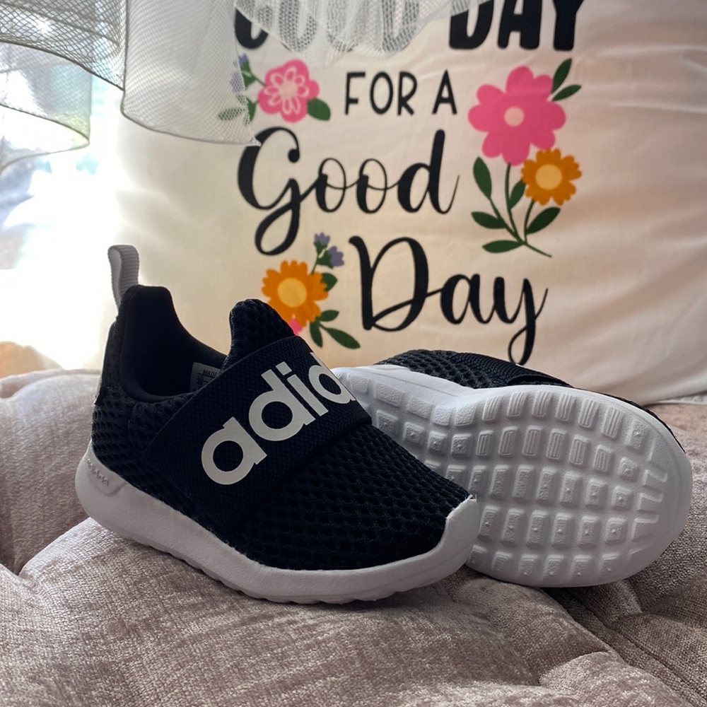 New, never worn.  Bought for grandson and his feet are too wide for slipons